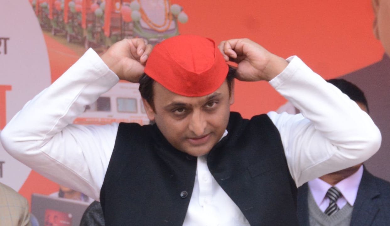 akhilesh yadav will not contest UP assembly election.