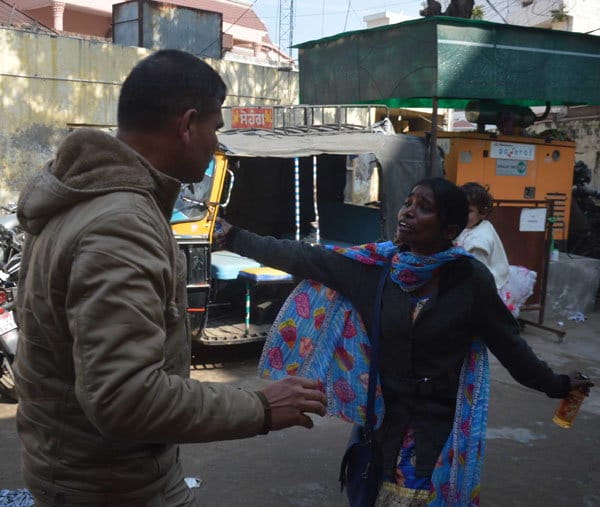 lady try to burn herself at police station at ambala of haryana, read here mournfull story