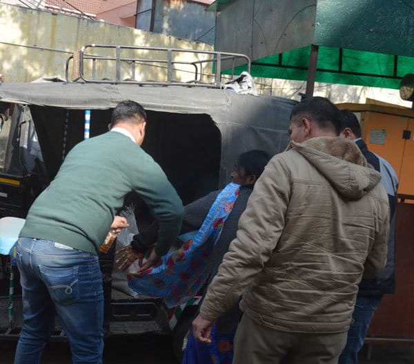 lady try to burn herself at police station at ambala of haryana, read here mournfull story