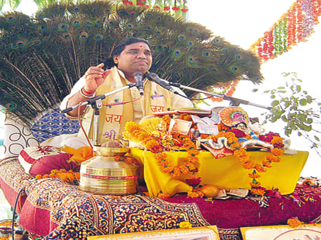 Bal Lila and Giriraj narrates legends