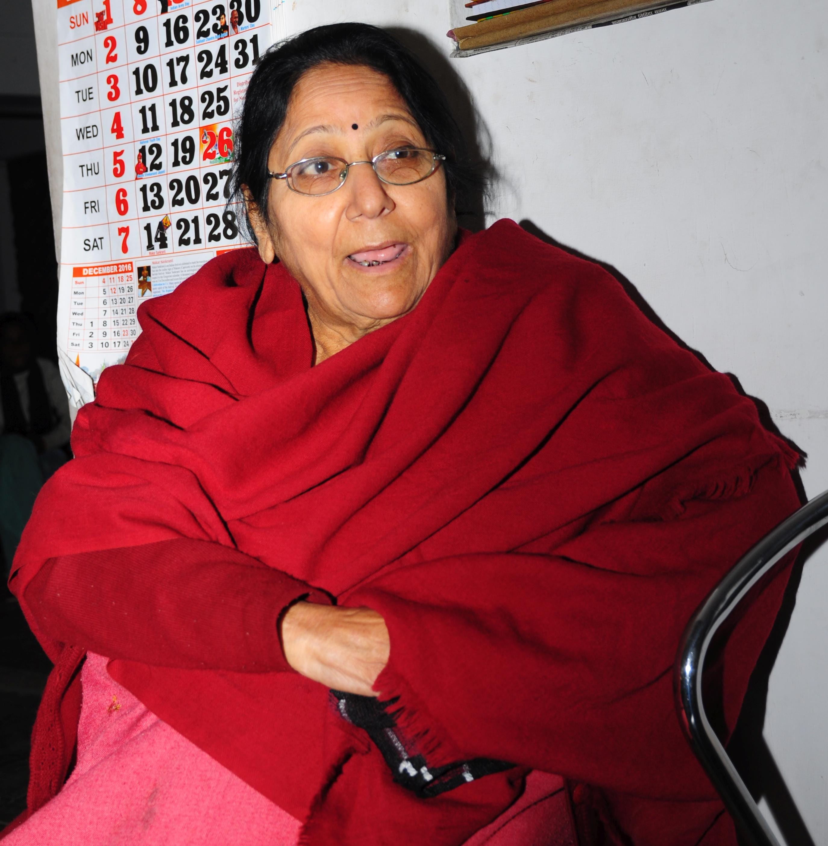 elderly peoples share their grief in old age home