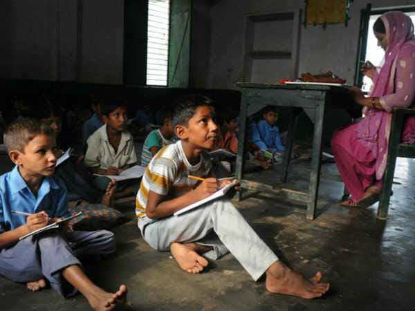 only one teachers in school at jalaun