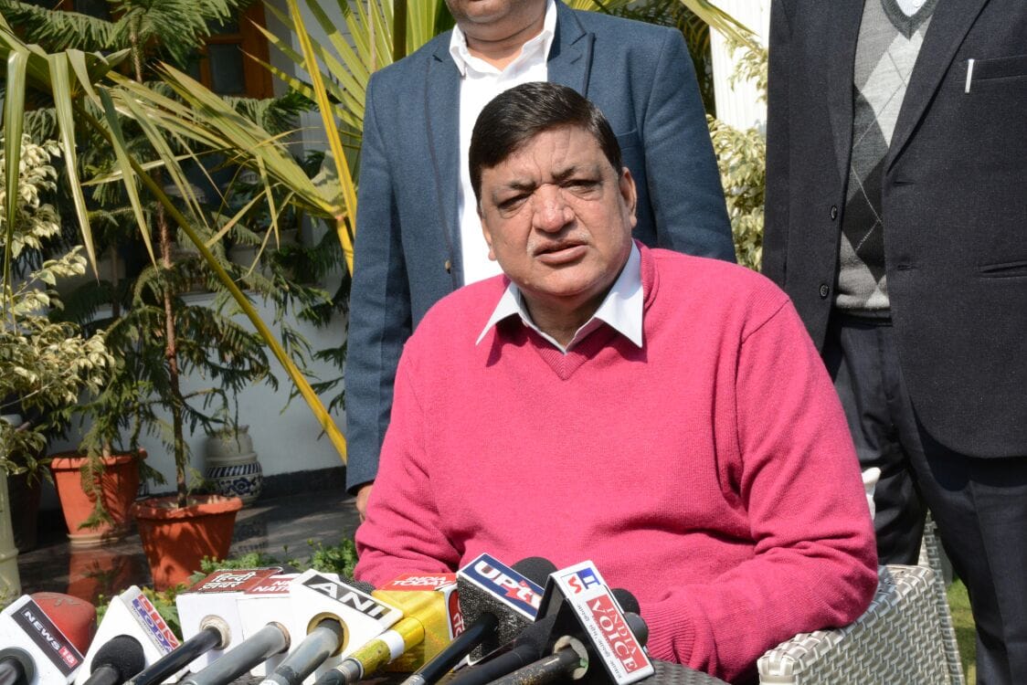 naresh agarwal denies rumours of joining BJP