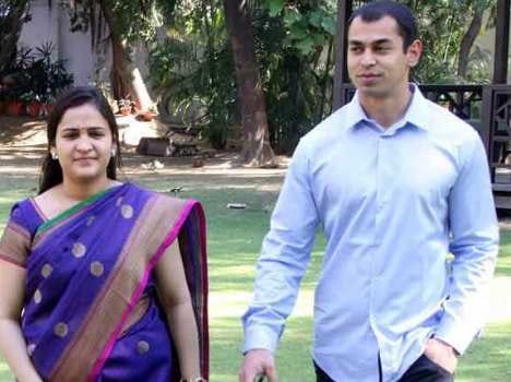 Love story of Aparna yadav an Prateek Yadav
