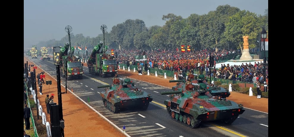 delhi: full dress rehearsal at rajpath caused heavy traffic jam on delhi ncr road