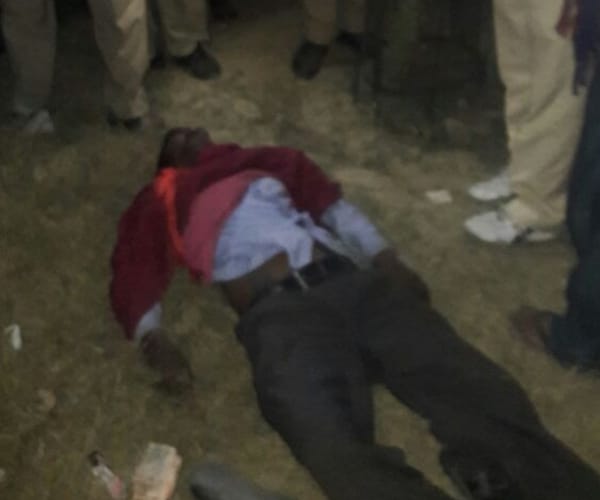 man commit suicide in lucknow