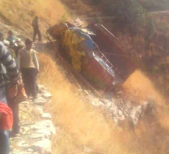 truck fell into gorge.