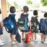 स्कूल स्टूडेंट्स