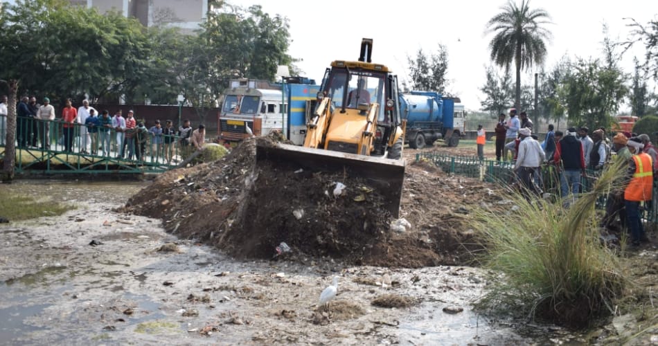 dinosaur Park chandigarh, sector 49, two year child death news