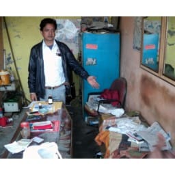 Two stores shutter uprooted and stolen cash, Ambala