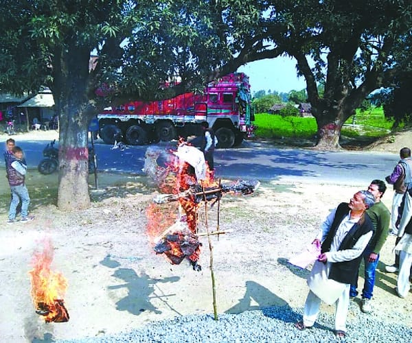 revolt in BJP on ticket in uttar pradesh.