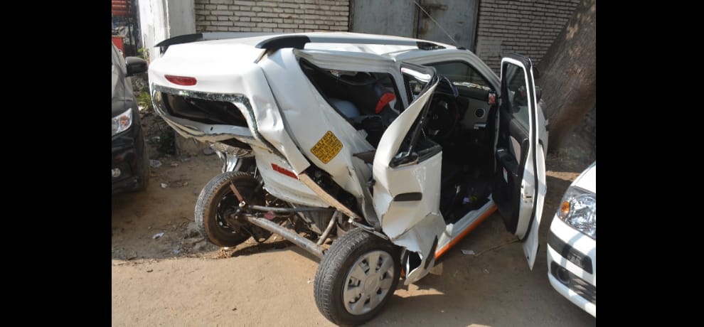 Upturned car tire bursts, BBA student's death