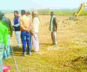 Farmers stopped Sainik School work