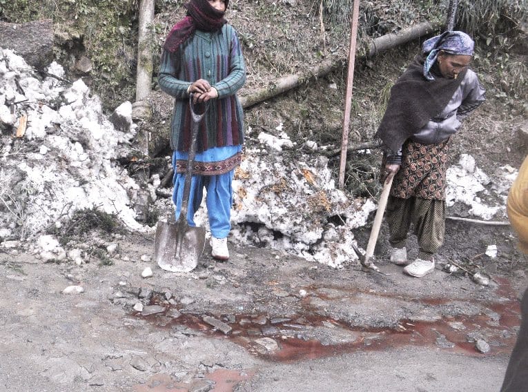 Blood Flows on the road Near Kamla Nehru Hospital Shimla.