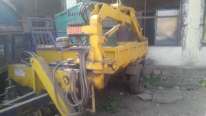 Machine dust, dirt in the groove