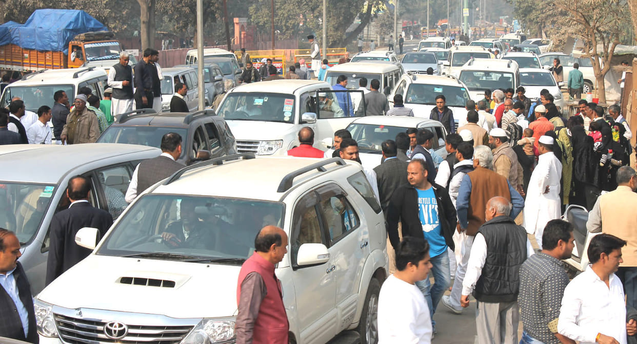 Udhain ethics apart, Congress stranded