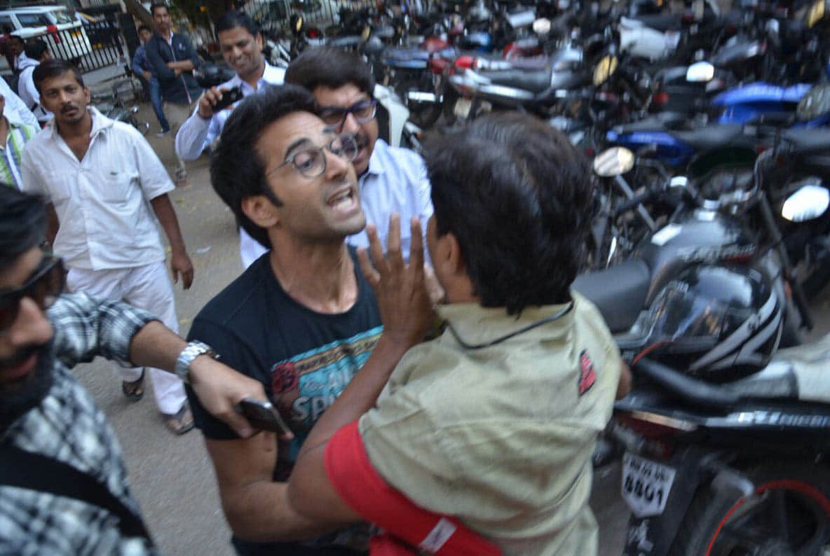 Pulkit Samrat threatens media photographer
