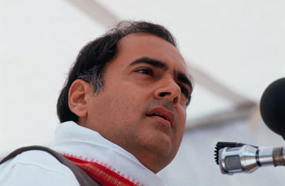 फाइलः पूर्व PM राजीव गांधी