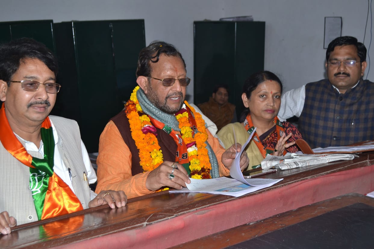 Suresh Khanna has eight nominations, including