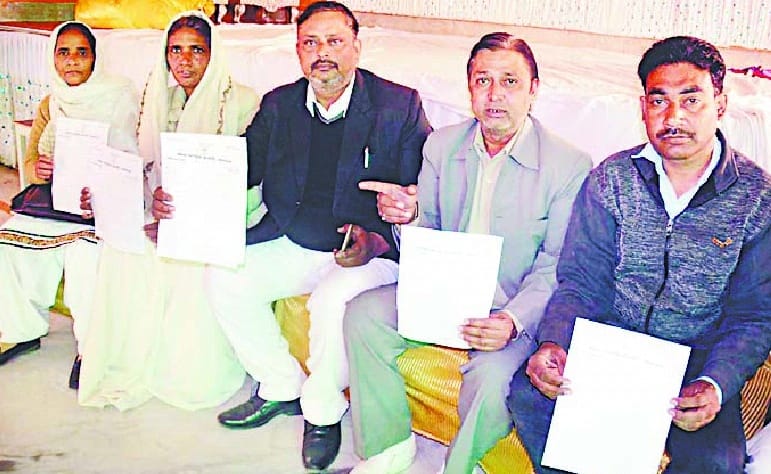 Rebellion in Congress, many resignation