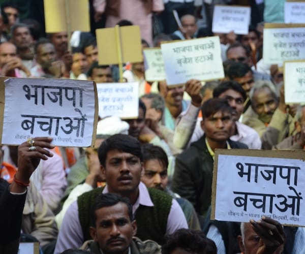  protest by BJP activists in Lucknow.