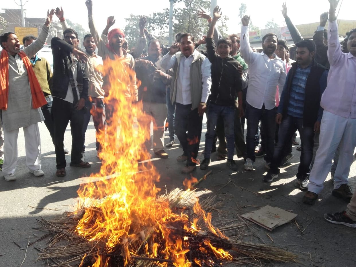 protest against bjp candidate uma shankar pandey in sultanpur