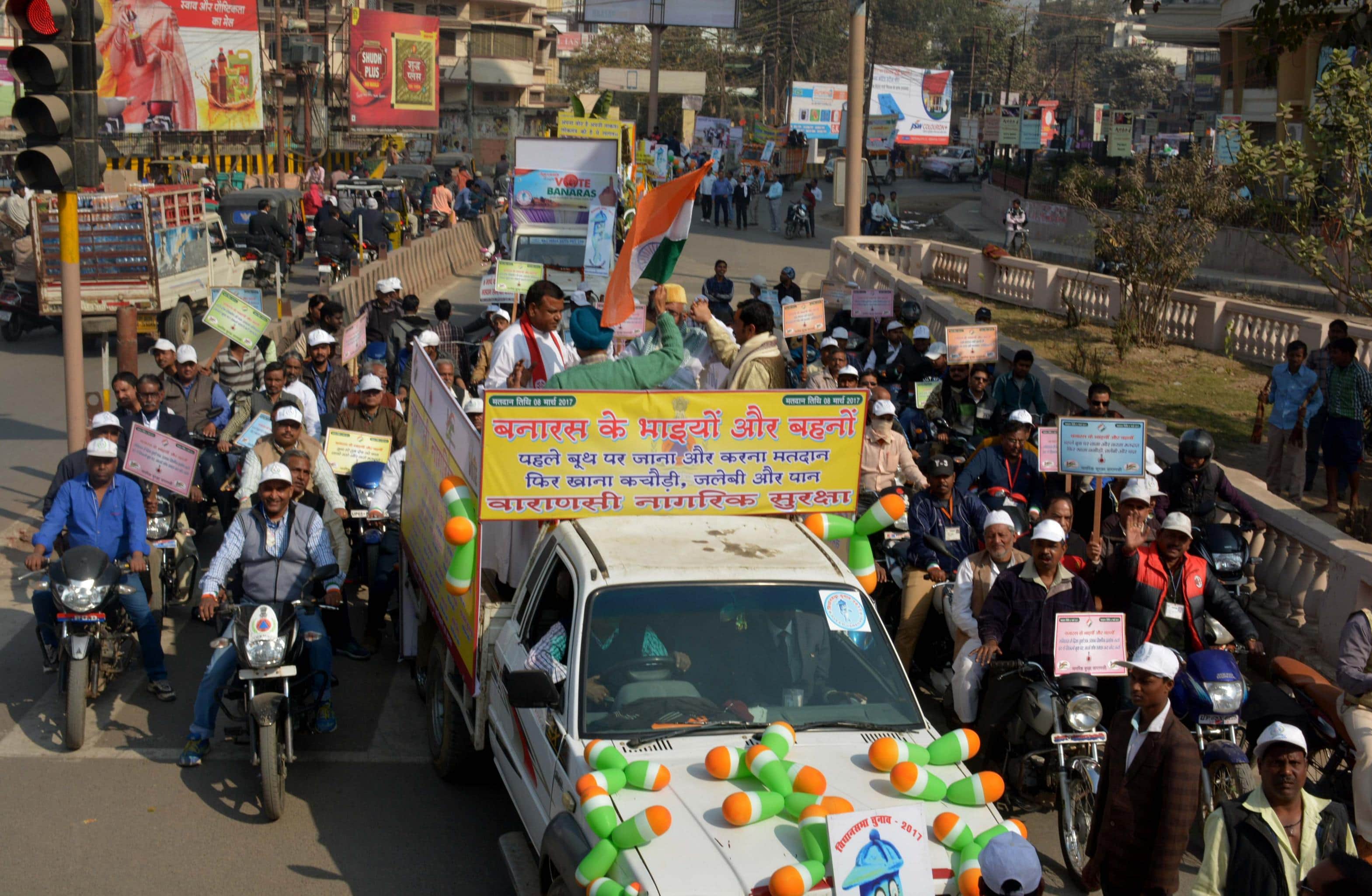 see the photos of national voters day in varanasi