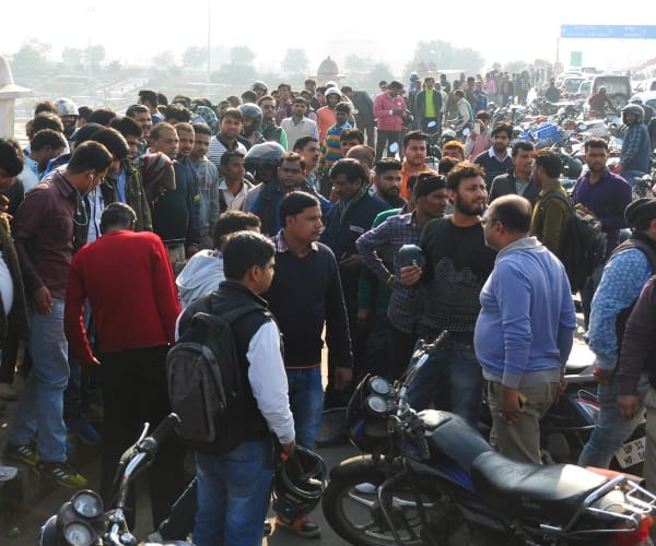 boy and girl jumped in to gomti 