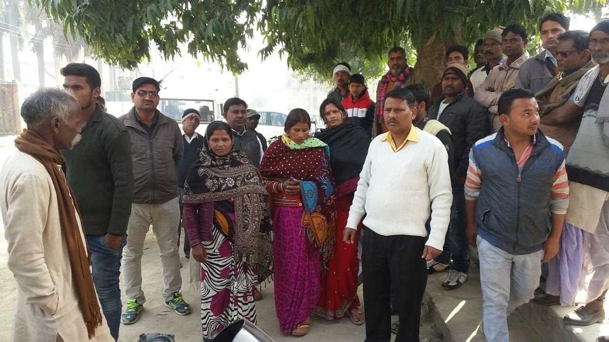 Azamgarh teacher and student, died after being hit by Current 