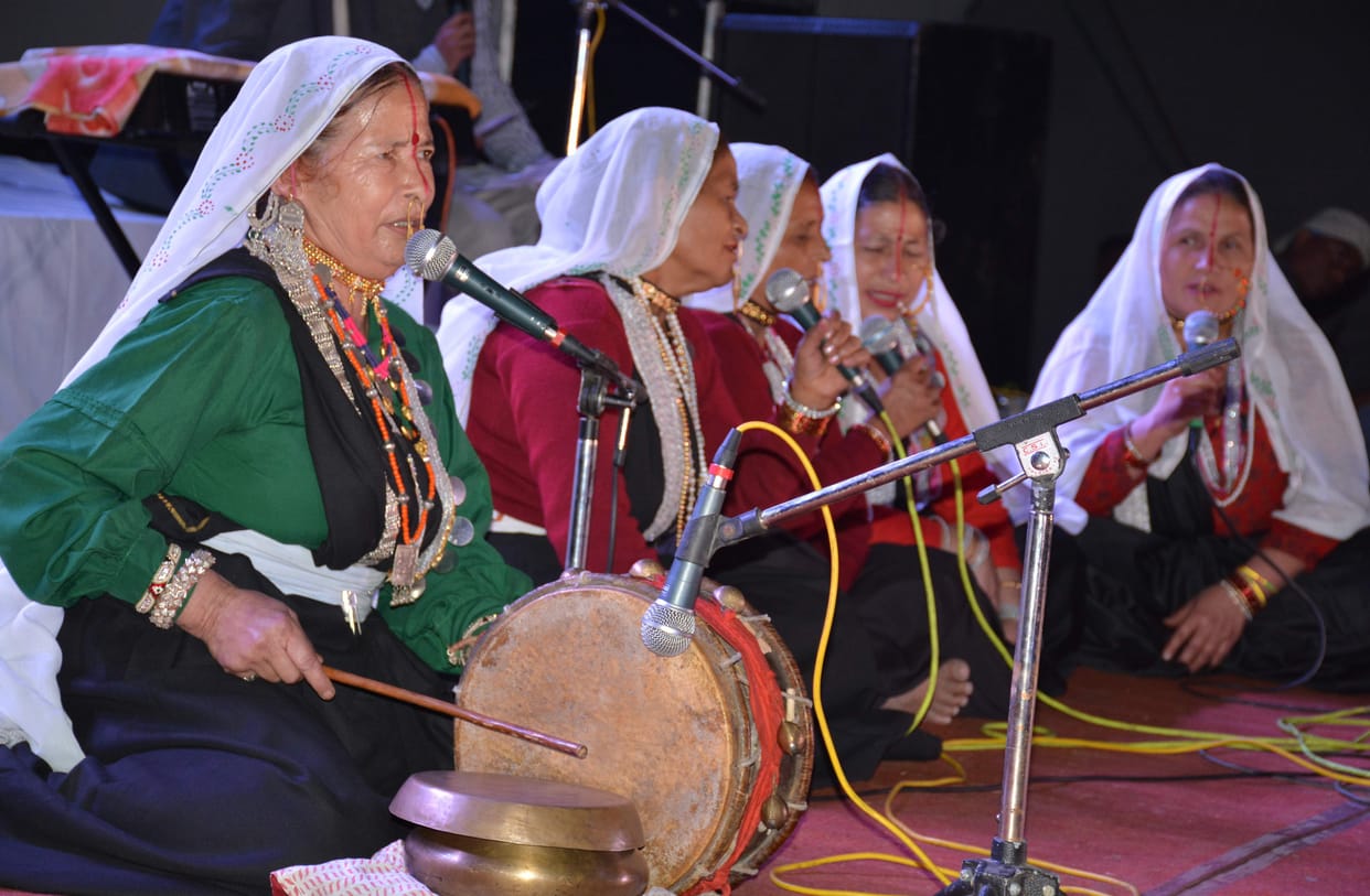 padma shri to jagar singer basanti bisht.