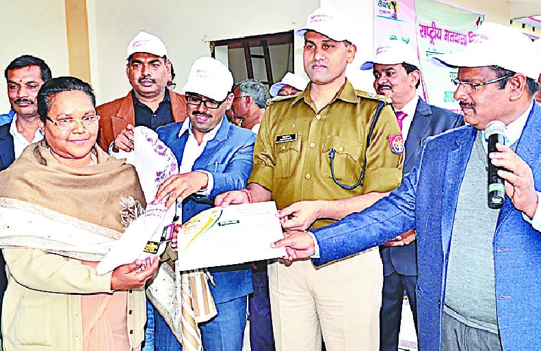 Teachers, students honor