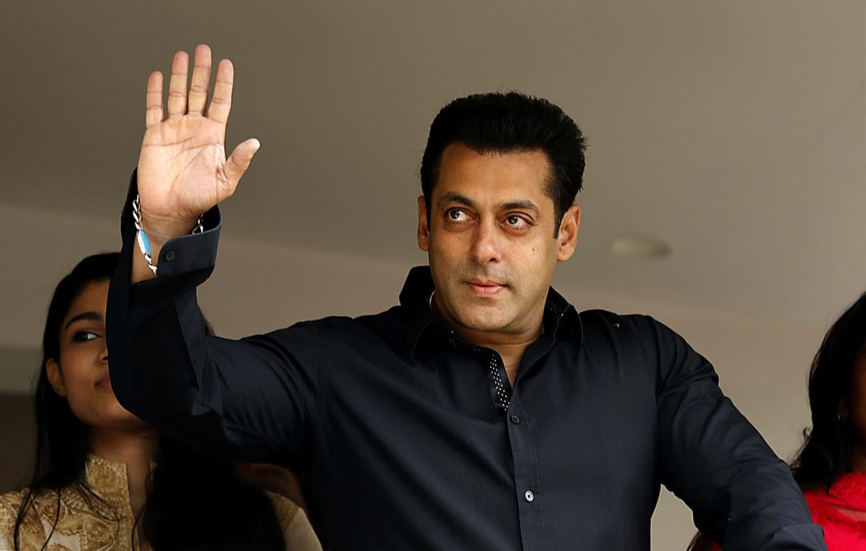 Salman Khan leaves for Dabang Tour, started dance rehersal