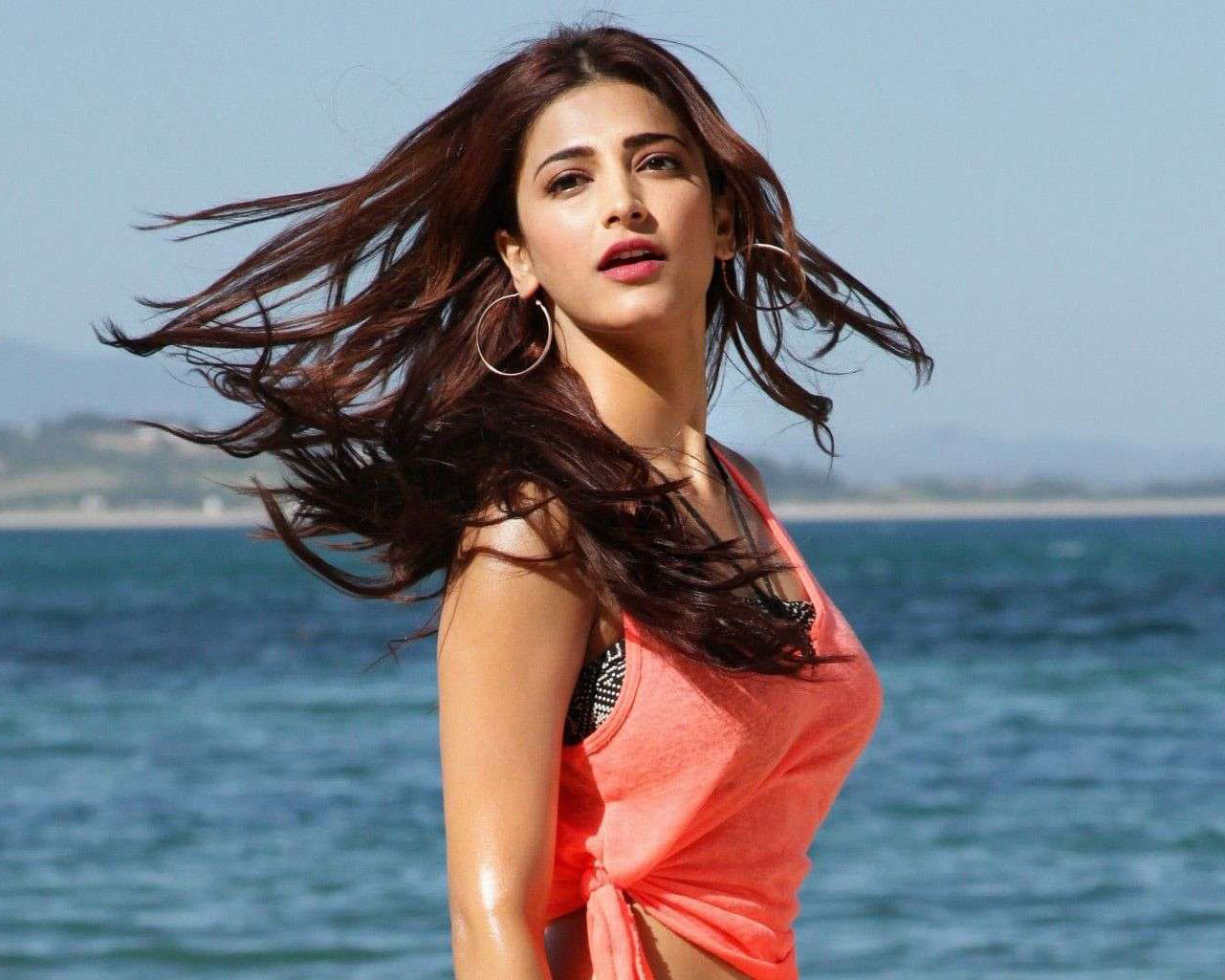 apart from Priyanka Chopra these bollywood actress has also date foreigner boyfriend