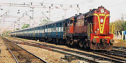 trains passing through Agra division are running late Due to dense fog