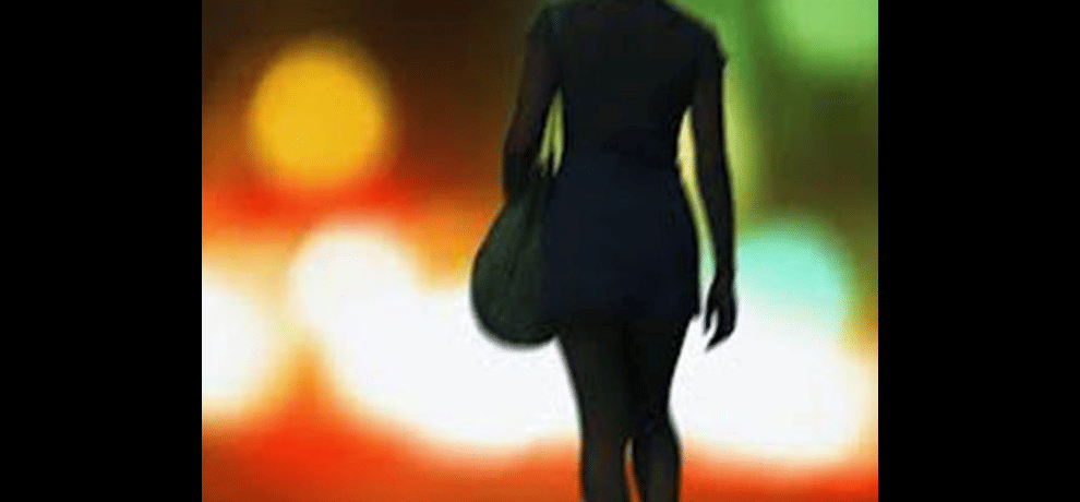 Varanasi girl student says Aunt and uncle help external boys for flirting