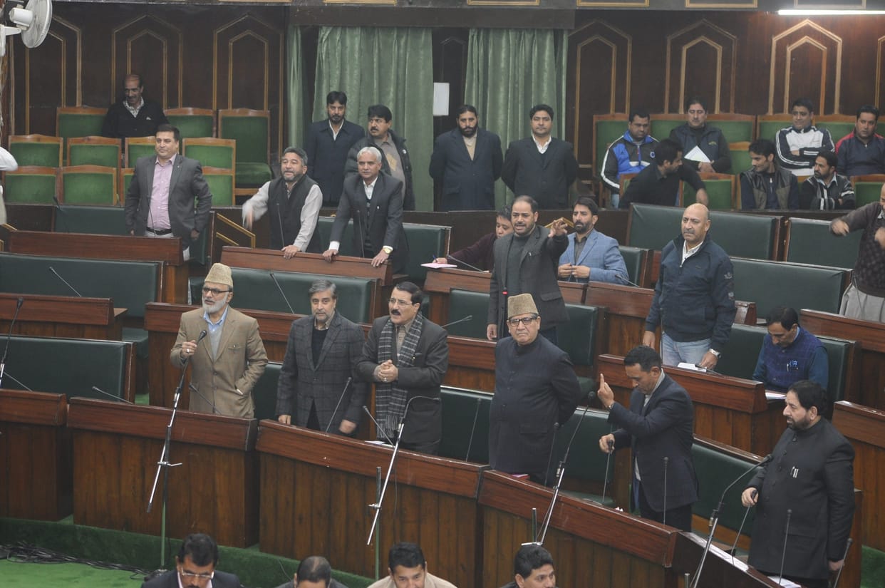 Uproar in assembly on power cut