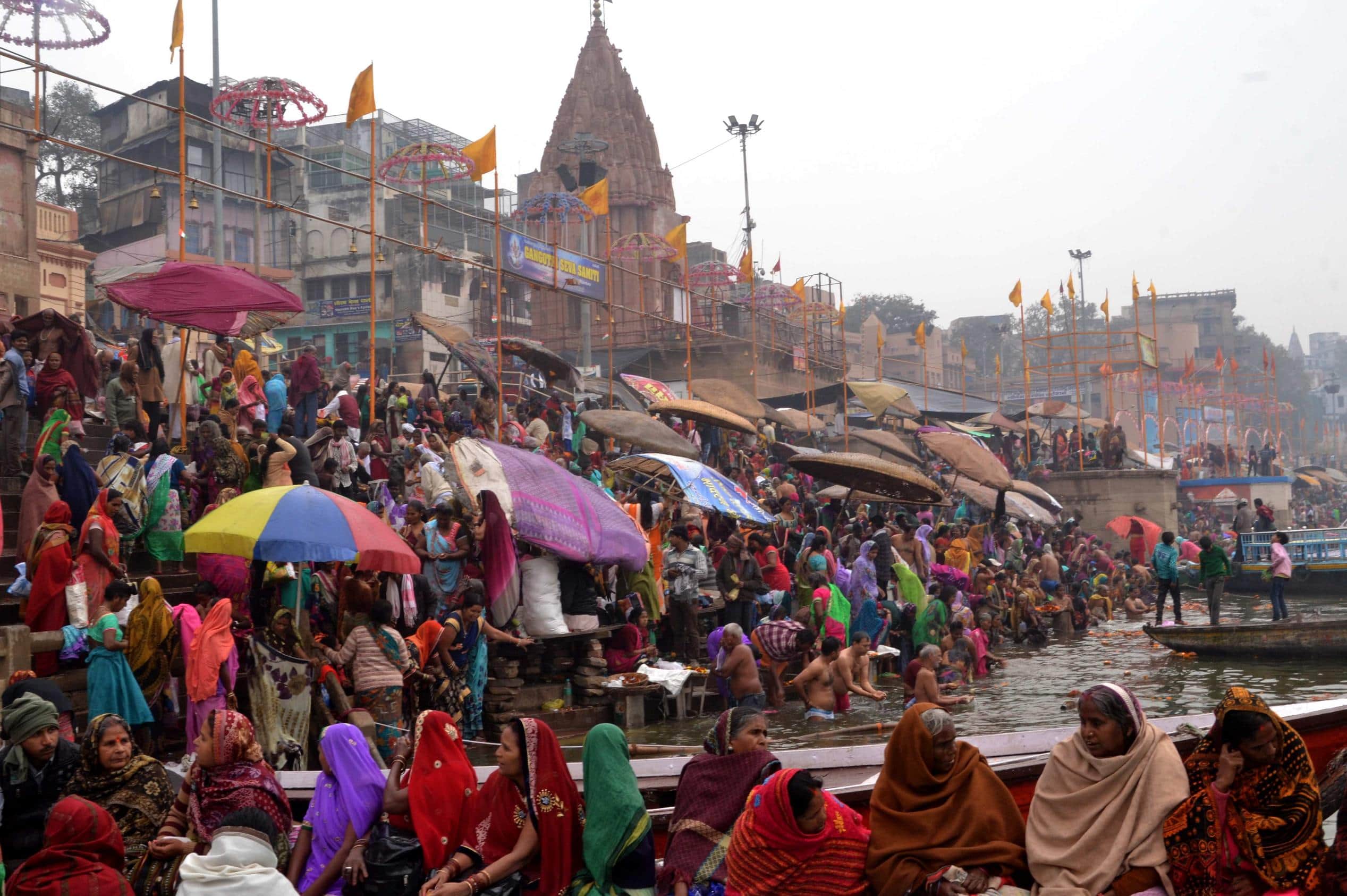 Mouni Amavasya Varanasi two lakh pilgrims to Ganga snan