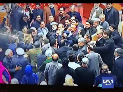  scuffle broke out in pakistani parliament