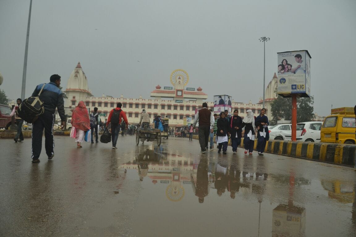 rain in varanasi effect coid incresing