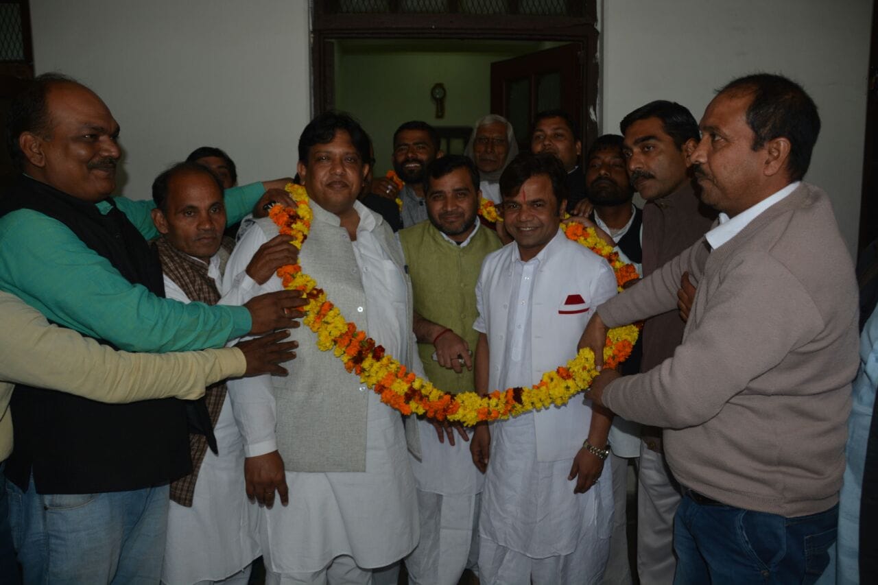 rajpal yadav party sarv sambhav merges with lokdal