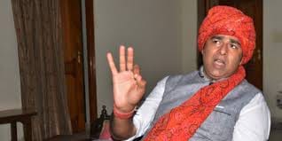 West UP mein sangeet som, laxmikant samet saat diggajon ki pratishtha daanv par