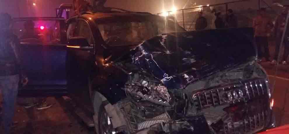 Collision between audi car & auto last night caused death of 4 auto passengers,