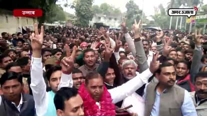 Power show of BJP's rebellious leader kripashankar in unnao