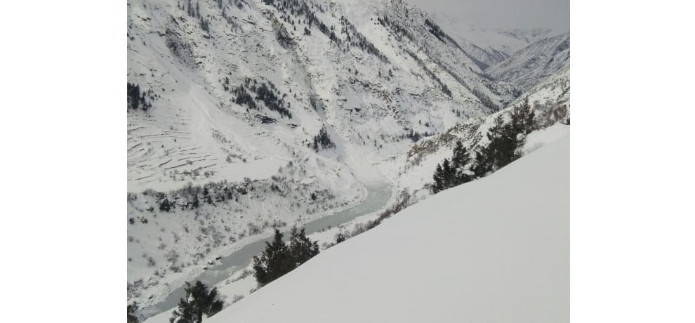 Glacier fall in chenab river, danger to bridges