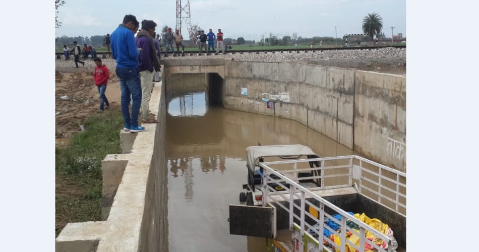 Farmer death in mohali, Drowned including tractor trolley
