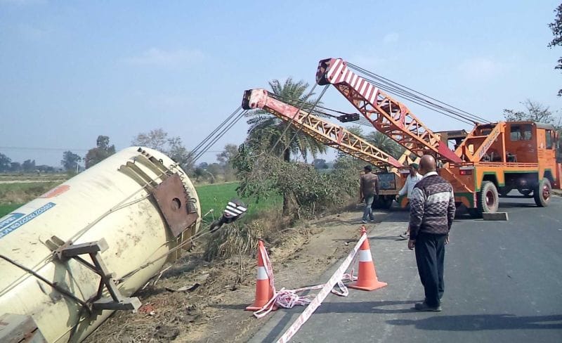Gas tanker overturned, GT Road was closed for seven hours