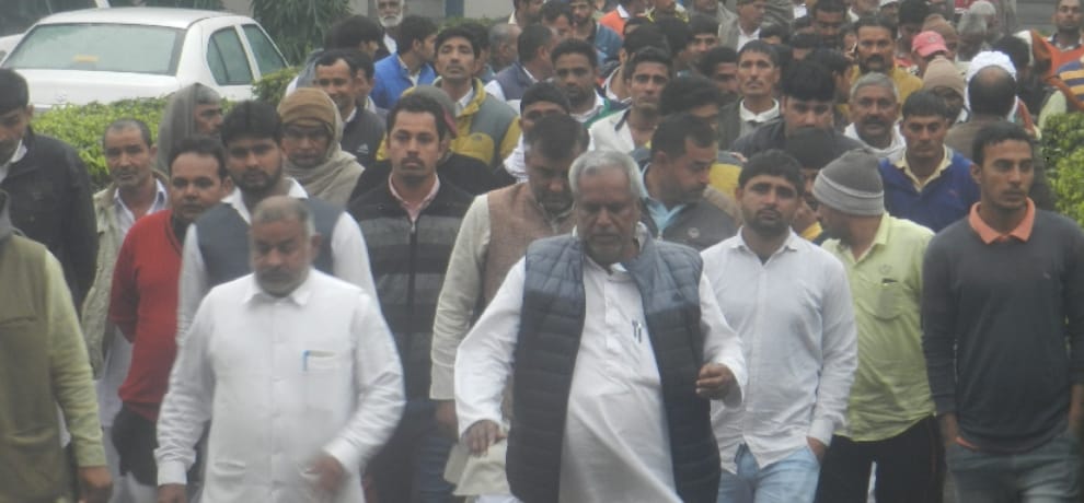 Jat agitation was torn in two, six districts implement Section 144
