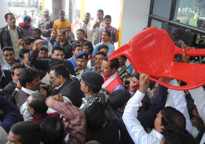 anit slogans against mathur and mourya in varanasi