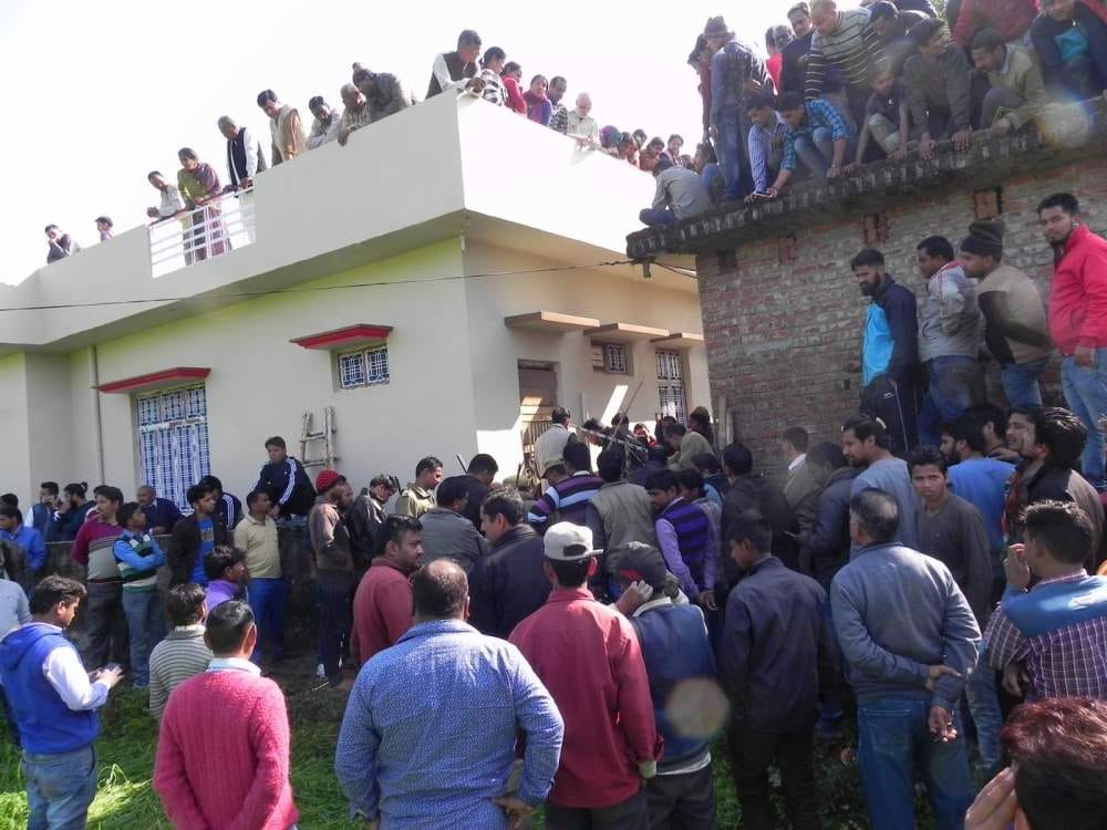 leopard enter in toilet at kotdwar