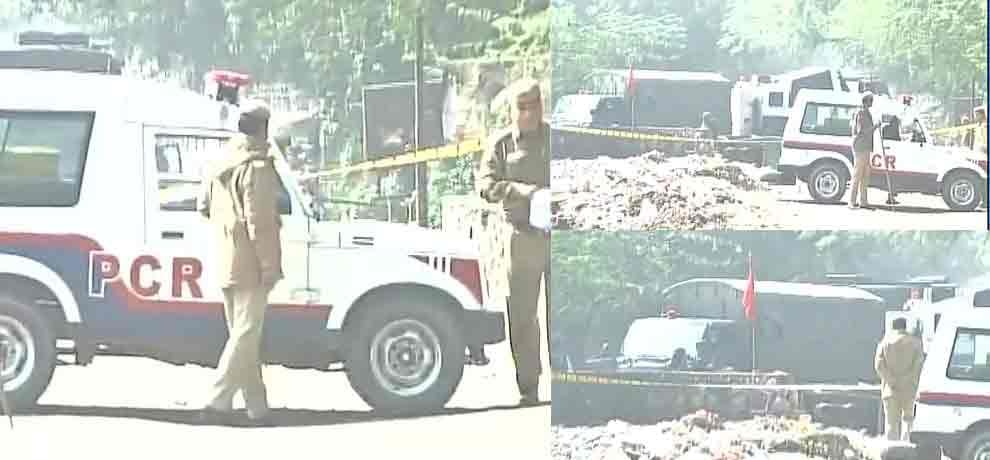 A mortar shell was found lying in a village of Kishan Garh in Vasant Kunj area of Delhi, nsg on spot